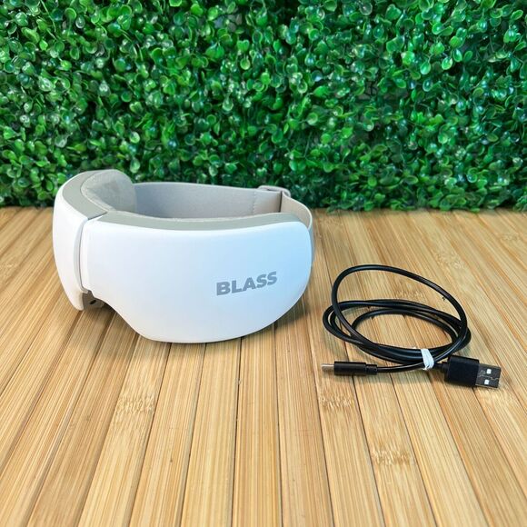 BLASS Beauty Smart Eye Massager Stress Anxiety Migraine Relief Gift Rtl $170 - Picture 1 of 8